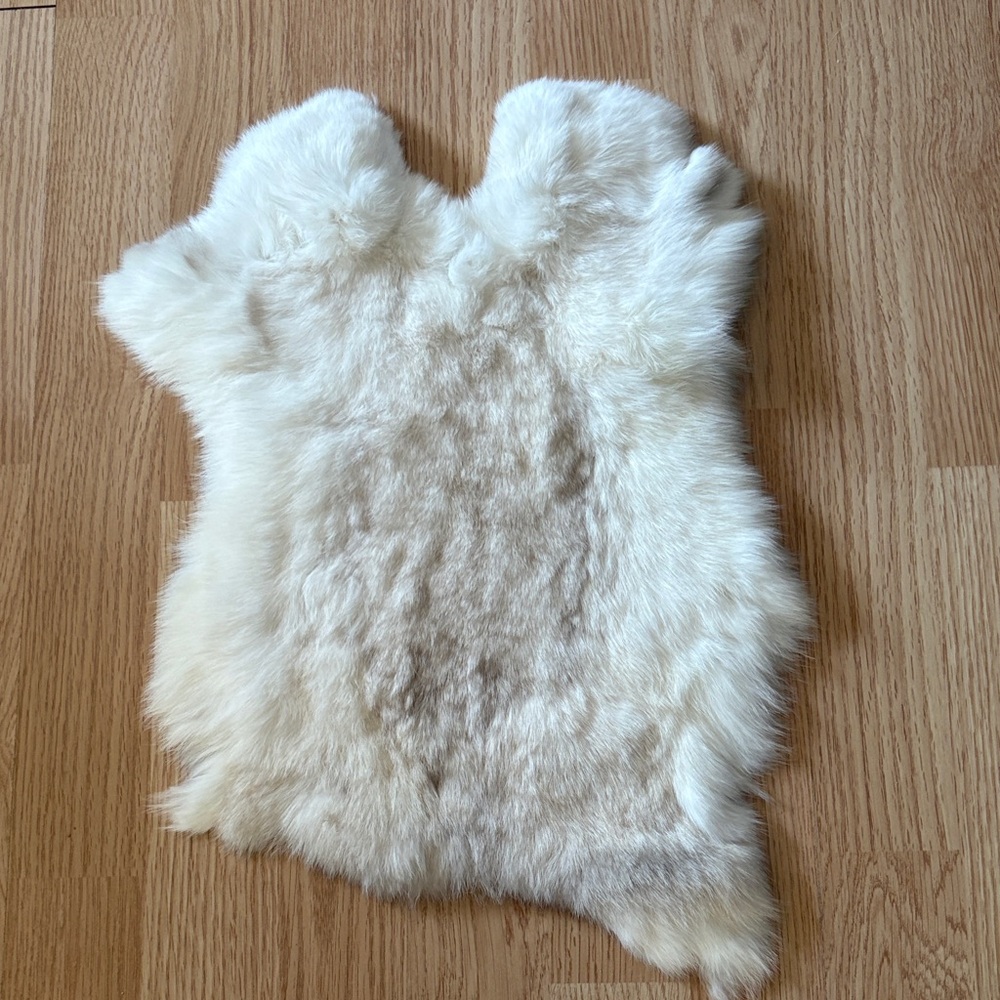 #0043 Cream White Rabbit Fur Pelt Craft Supply